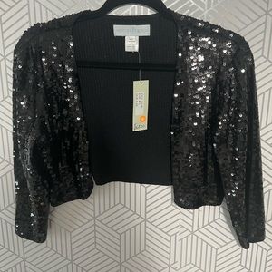 Elegant black cardigan for dresses